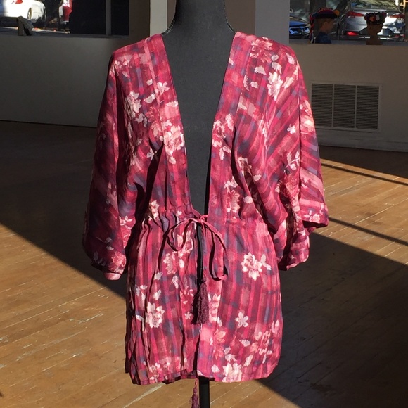 Burgundy Kimono like lightweight top - Picture 4 of 4